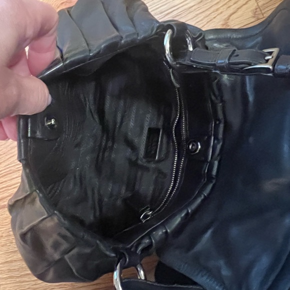 Prada leather handbag - Picture 3 of 4